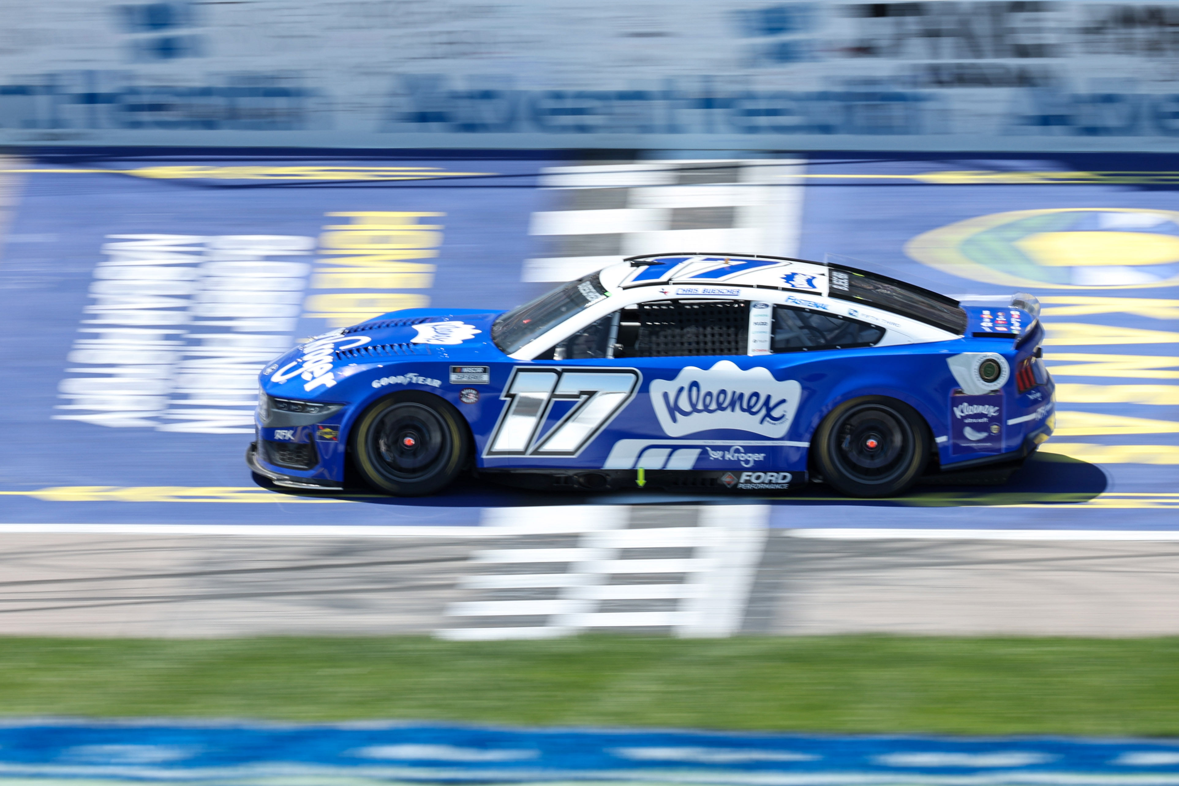 Chris Buescher driving the #17 RFK Racing Ford at Kansas Speedway - Source: Imagn